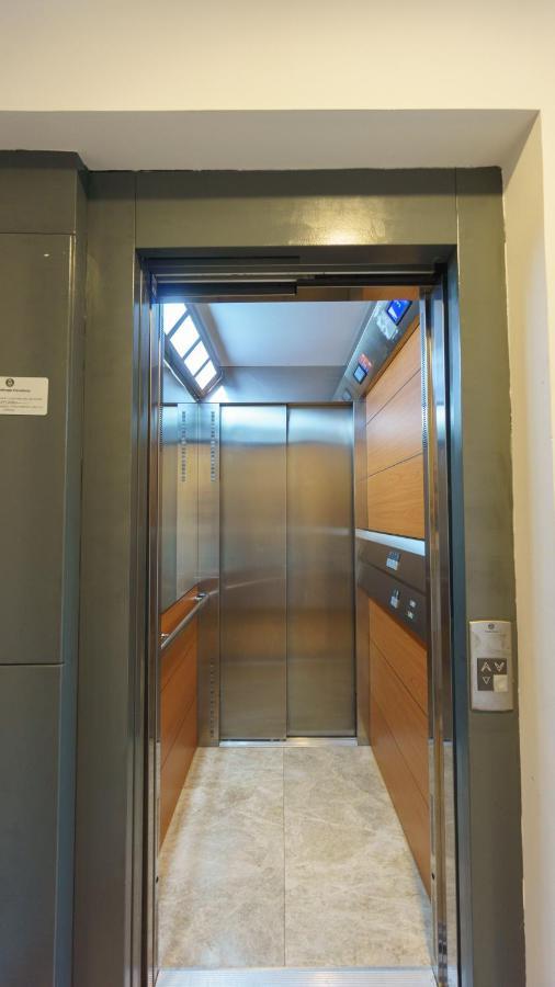 Rentalsevilla Coqueto Apartamento Con Terraza Privada Extérieur photo