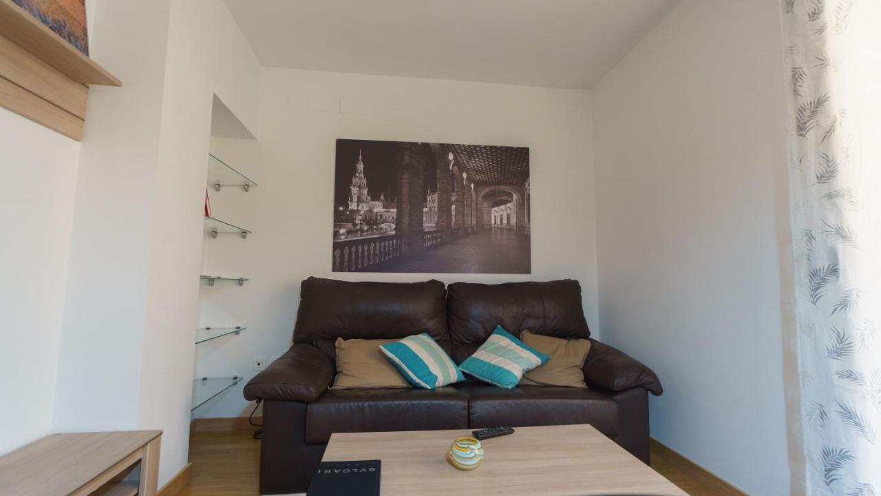 Rentalsevilla Coqueto Apartamento Con Terraza Privada Extérieur photo